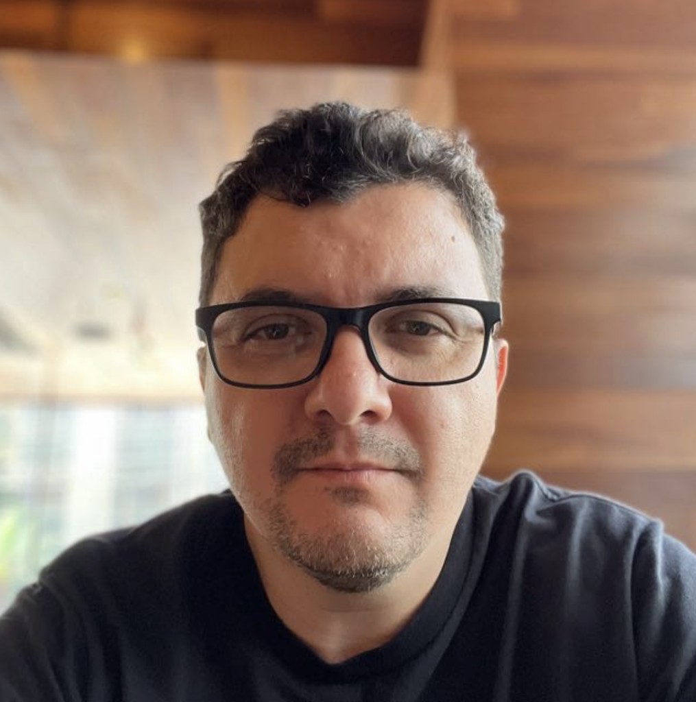 José Henrique da Silva — Founder of WeCura